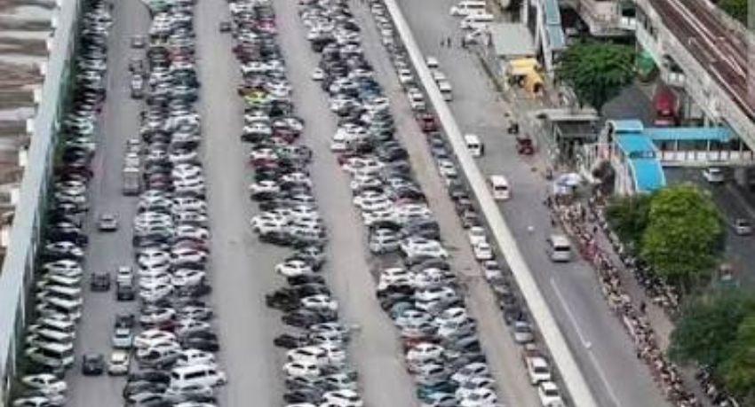 TikTok Hero Solving Bangkok’s Parking Nightmare